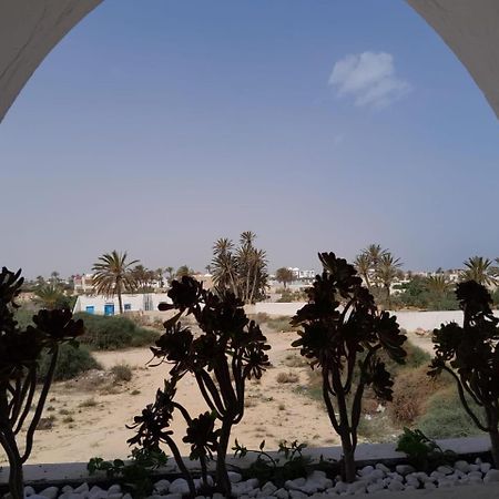Studio Rouge Cosy A Dar Lili Djerba Mezraia Exterior foto